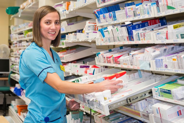 Pharmacy technicians image